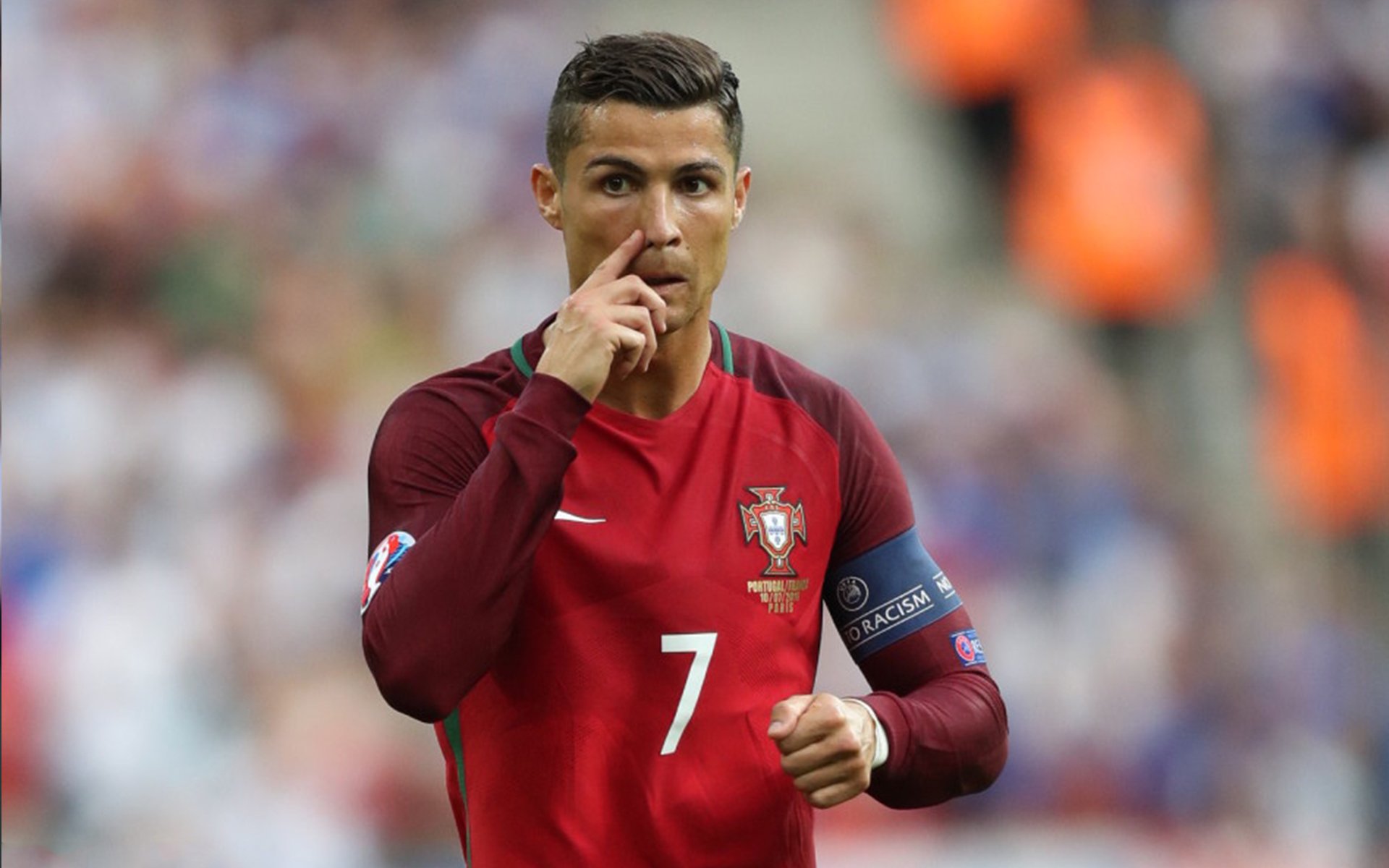 爱游戏娱乐-伦纳德:比赛末一次防守扭伤了脚踝,明天早上看看感觉如何,伦纳德脚踝受了什么伤